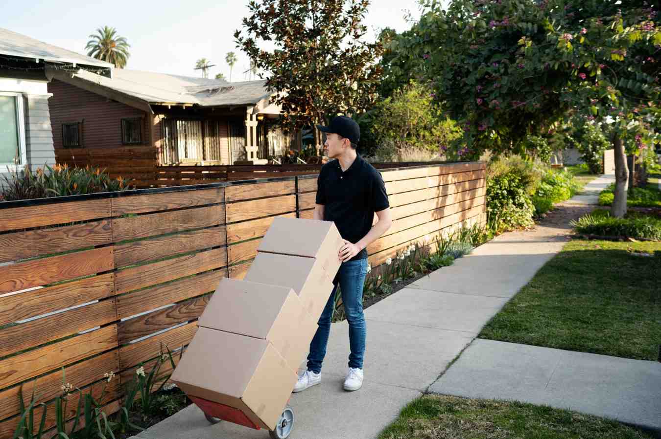 HOA & Gated Community Moving Rules Explained